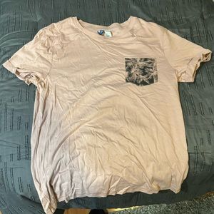 Divided Pocket T-Shirt